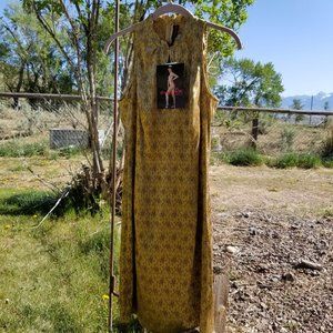 Shape FX Sleeveless Gold Dress Size 10